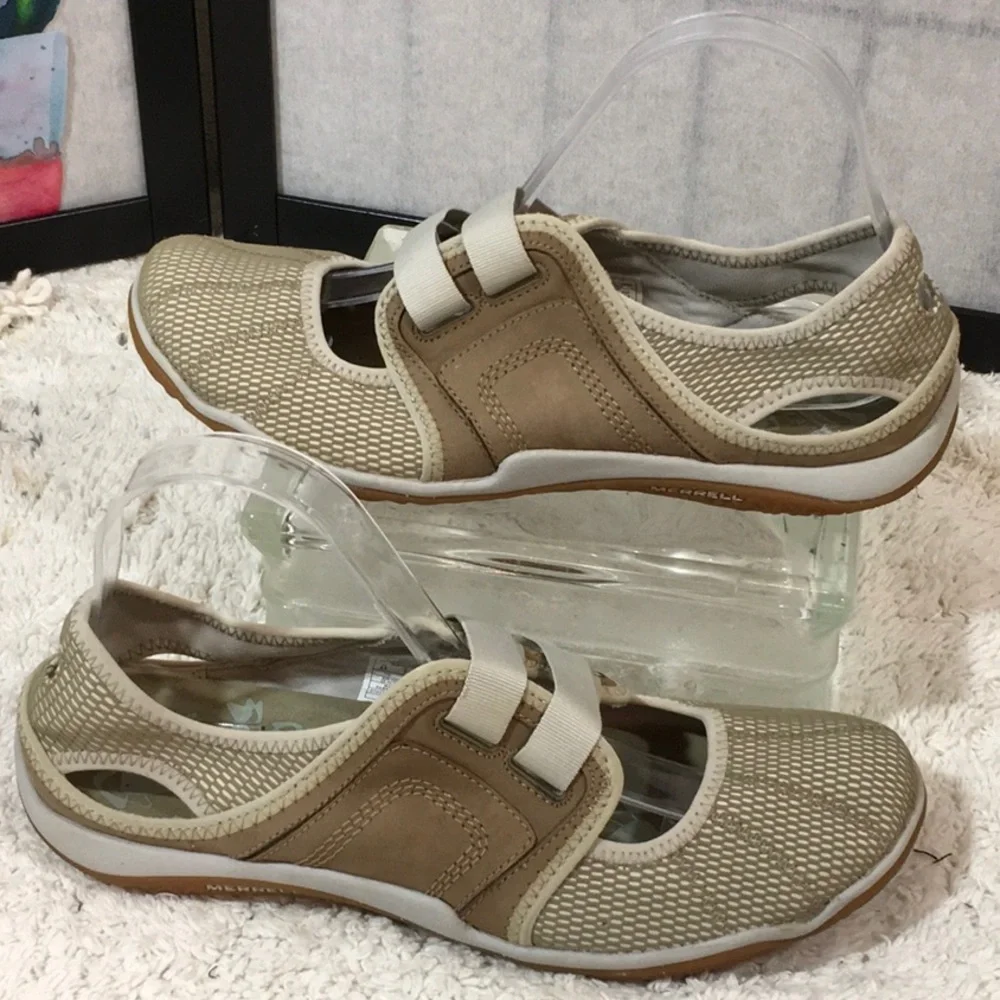 Merrell quilted athletic shoes
